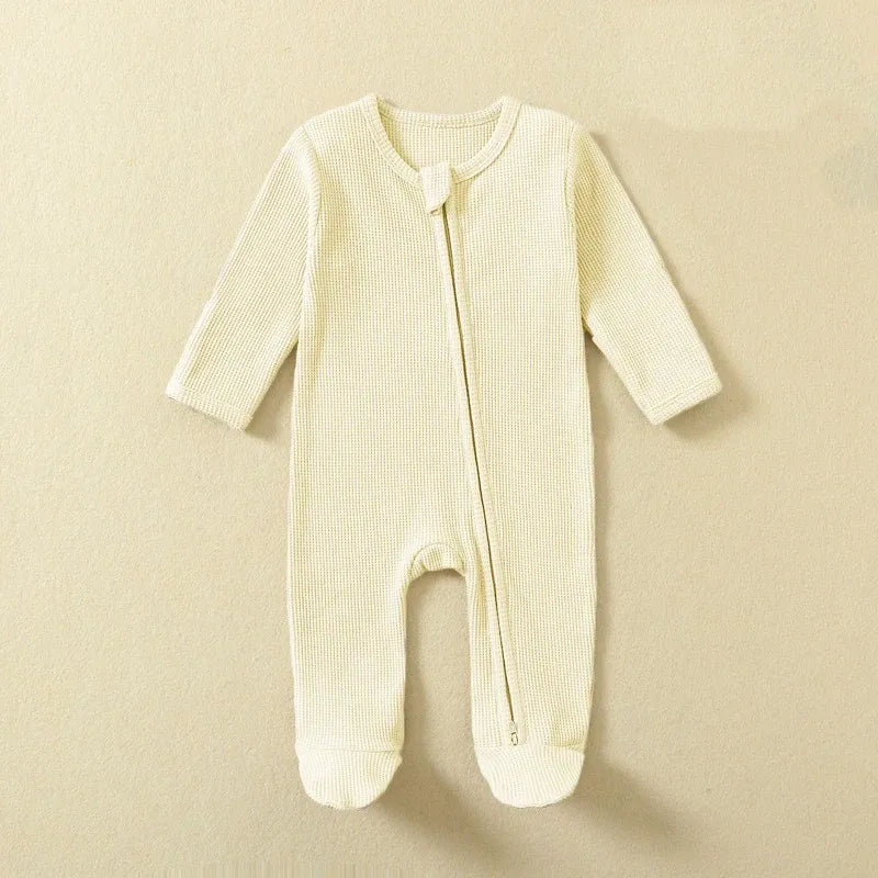 Pyjama bébé crème en coton bio doux et respirant pour dormir