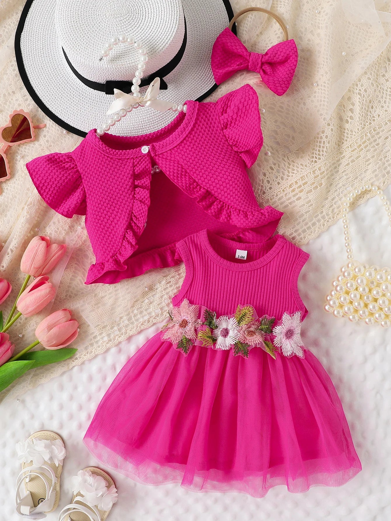 Robe à fleurs pour bébé