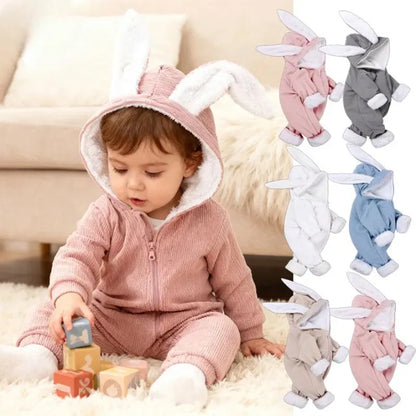 Variantes de la barboteuse bébé hiver avec capuche oreilles de lapin disponibles en plusieurs couleurs"