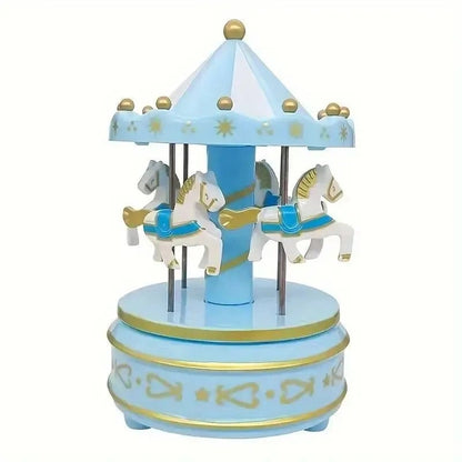 Carrousel bleu musical en bois élégant pour chambre de bébé garçon.