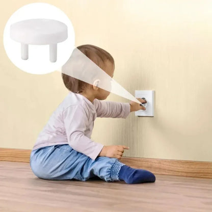 Démonstration du cache prise bébé avec double broche pour bloquer l’accès aux prises électriques