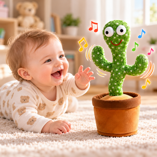 Bébé souriant jouant avec un cactus dansant musical vert, jouet d’éveil amusant.