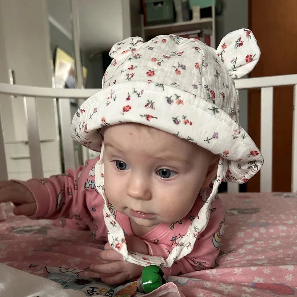 Chapeau bebe | en mousseline - Cigogne et bébé