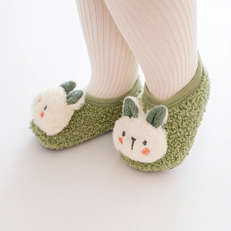 Chaussons bébé lapin vert antidérapants, en tissu bouclette doux et respirant pour premiers pas sécurisés