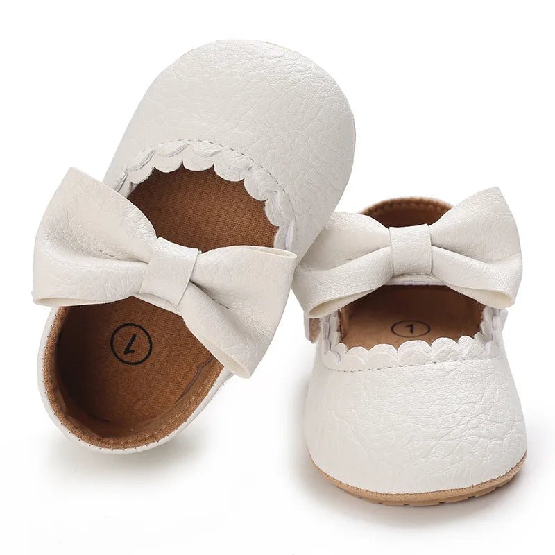 Chaussure bebe - Cigogne et bébé