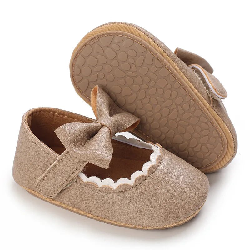 Chaussure bebe - Cigogne et bébé