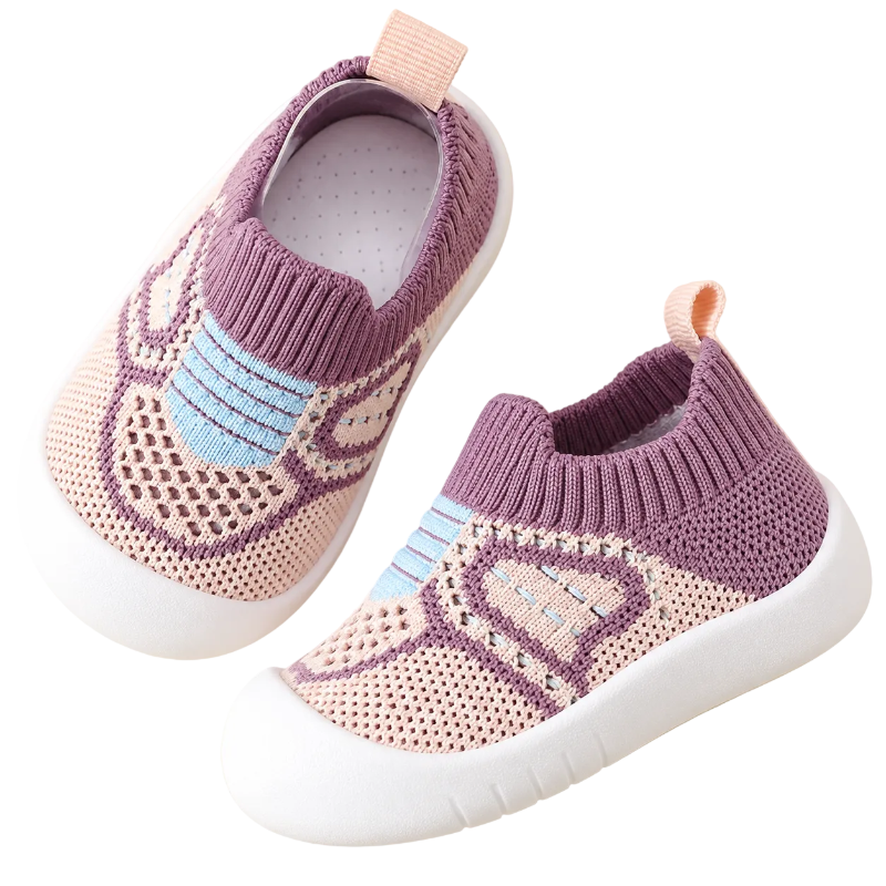 Chaussures bébé violettes et bleues, souples et respirantes, idéales pour premiers pas confortables et sûrs