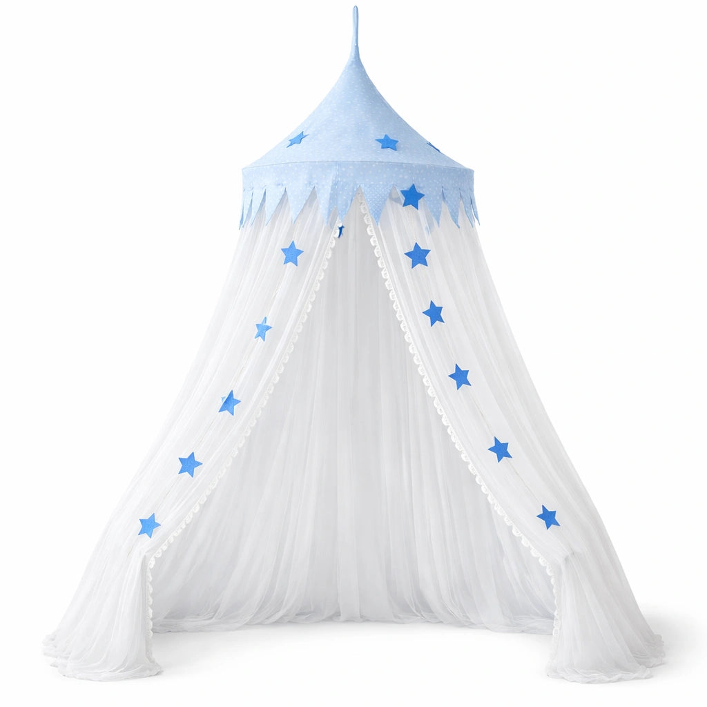 ciel de lit bébé blanc suspendu avec étoiles décoration chambre bébé fille ou garçon style nordique apaisant