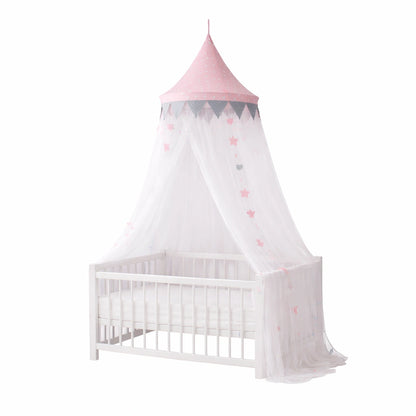 ciel de lit bébé rose avec étoiles au-dessus d’une couchette blanche fond blanc minimaliste