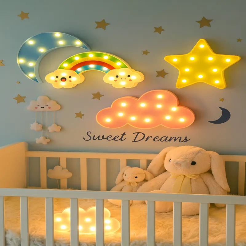 Décoration chambre bébé avec veilleuse LED lune nuage étoile arc-en-ciel

