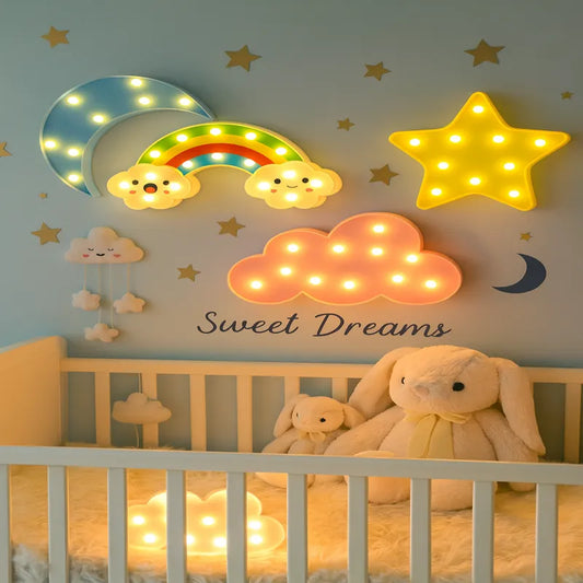 Décoration chambre bébé avec veilleuse LED lune nuage étoile arc-en-ciel

