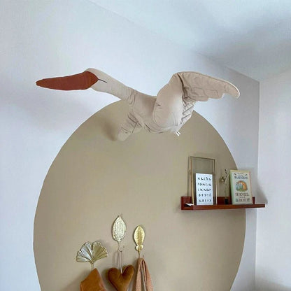 Décoration murale en peluche - Cigogne et bébé