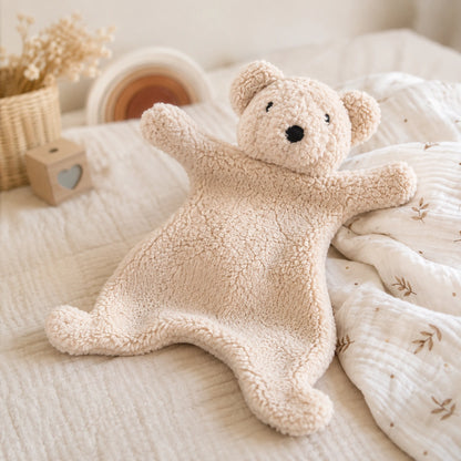 Doudou de naissance en coton beige en forme d'ours, ultra doux.
