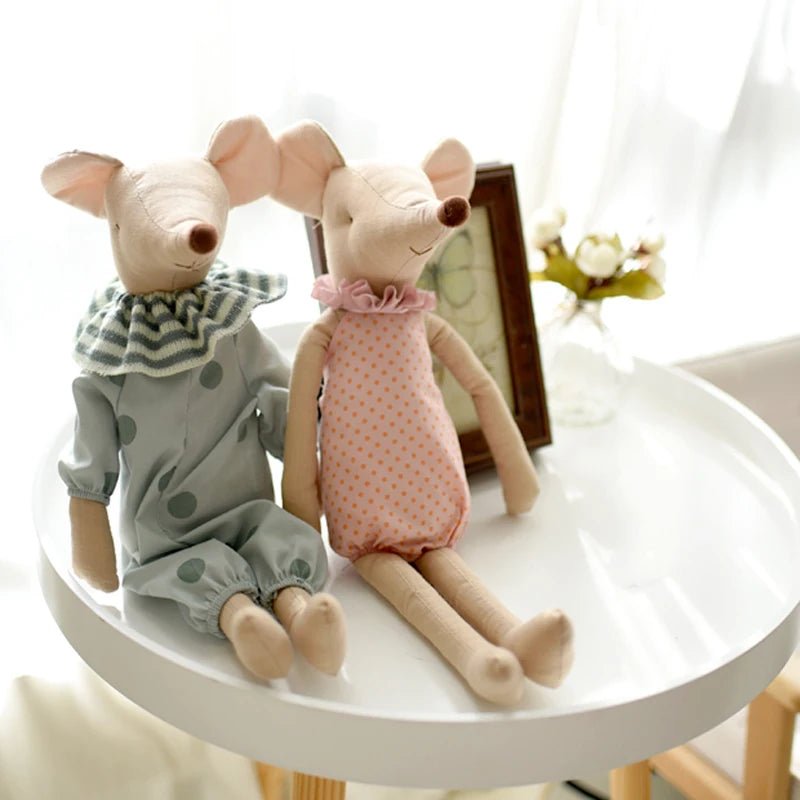 Doudou - souris en coton - Cigogne et bébé