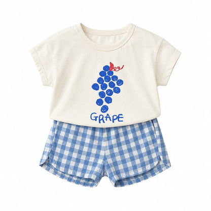 Ensemble bébé raisin avec t-shirt et short bleu