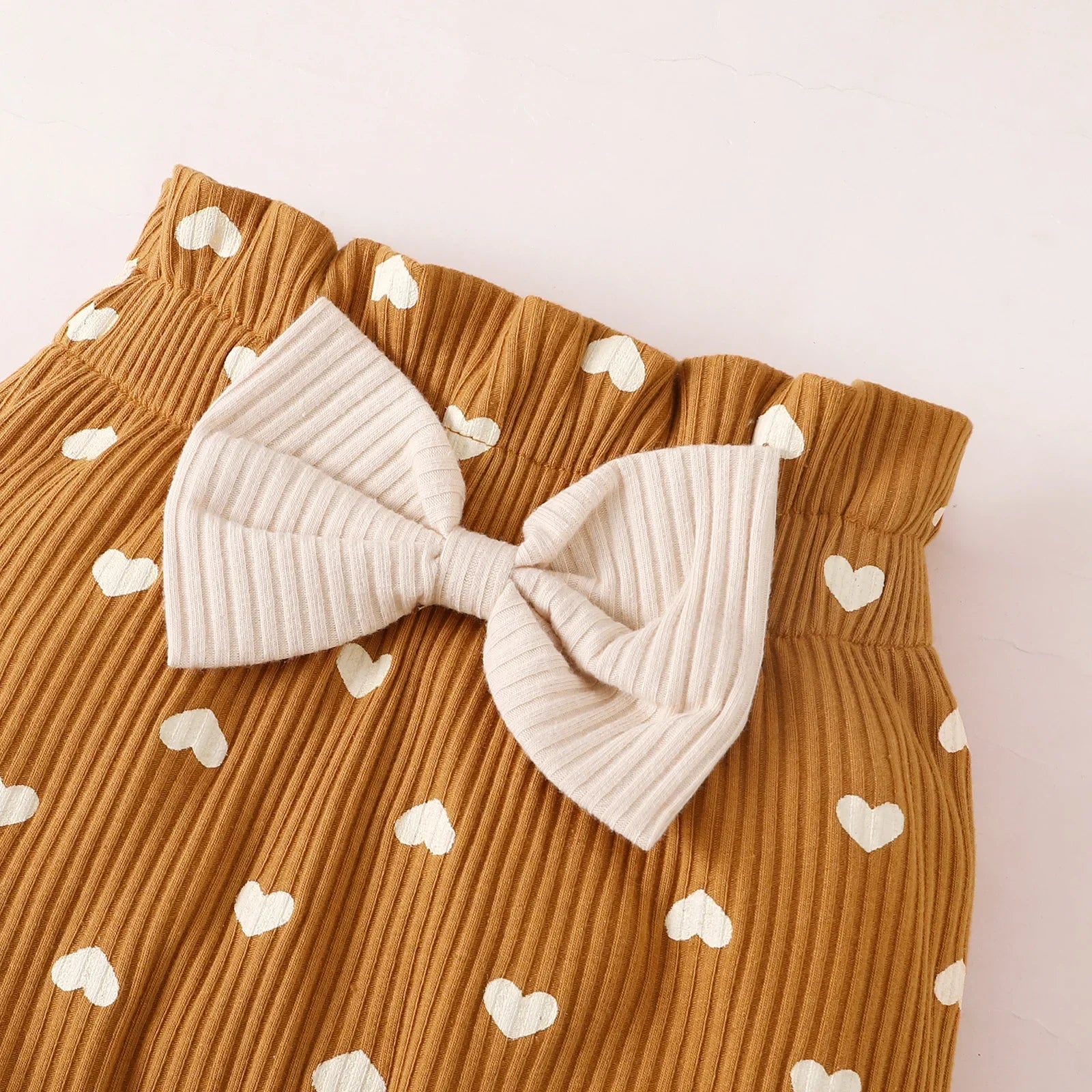 Ensemble pour bébé fille - Cigogne et bébé