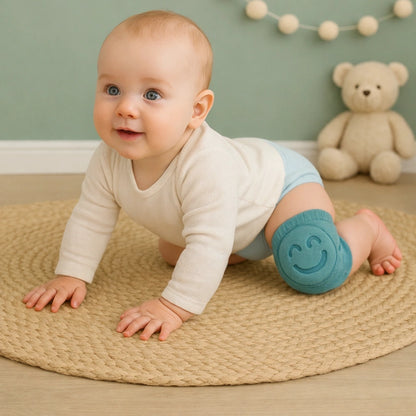 Bébé portant des genouillères anti-chute ergonomiques pour protéger les genoux lors de l’apprentissage du quatre pattes 