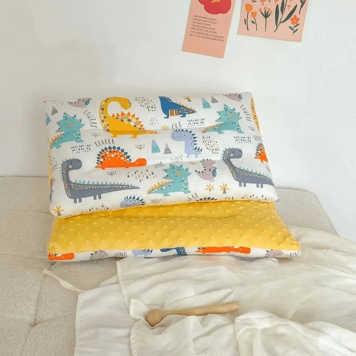 Oreiller pour bébé - Cigogne et bébé