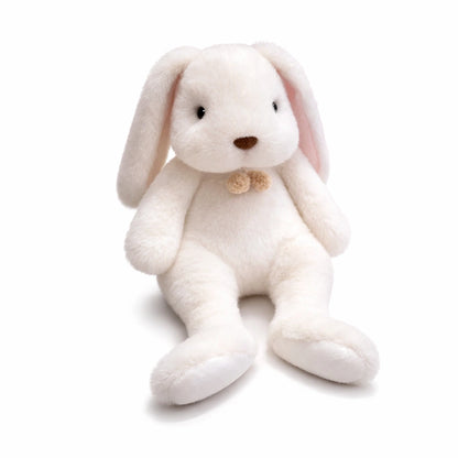 Peluche lapin blanc doux pour bébé sur fond blanc, doudou lapin câlin aux oreilles tombantes et finition moelleuse