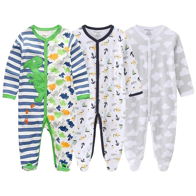 Pyjamas bébé coton bio à motifs dinosaures et bateaux, confort chaud pour garçon.