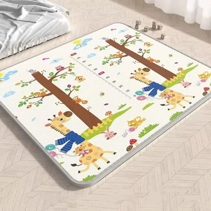 Tapis de jeu bébé girafe et arbre