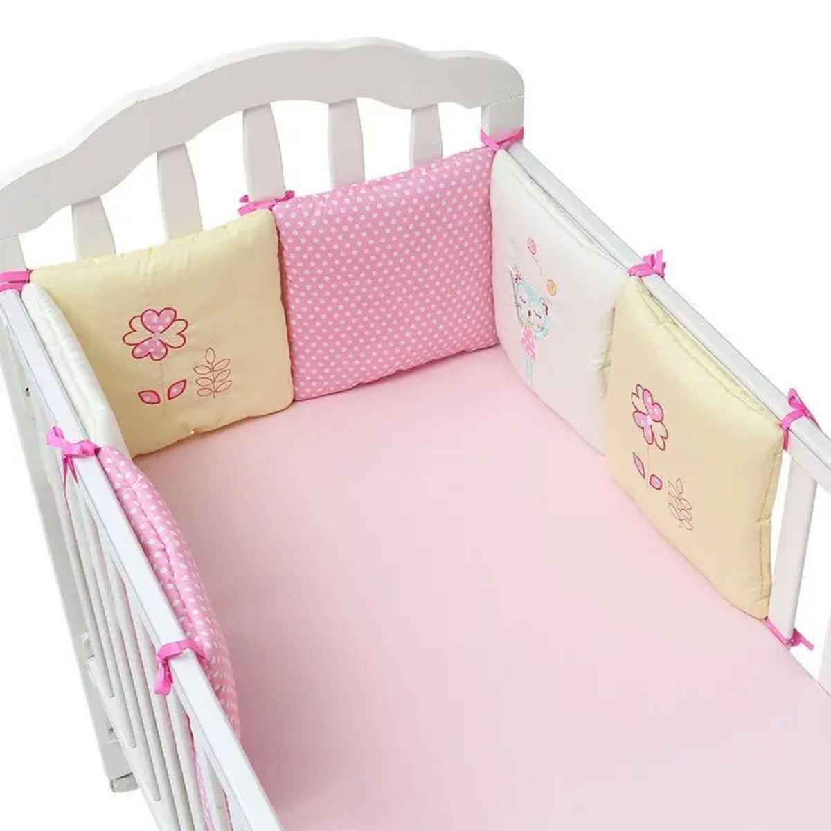 Tour de lit bébé rose fleurs protection berceau sécuritaire